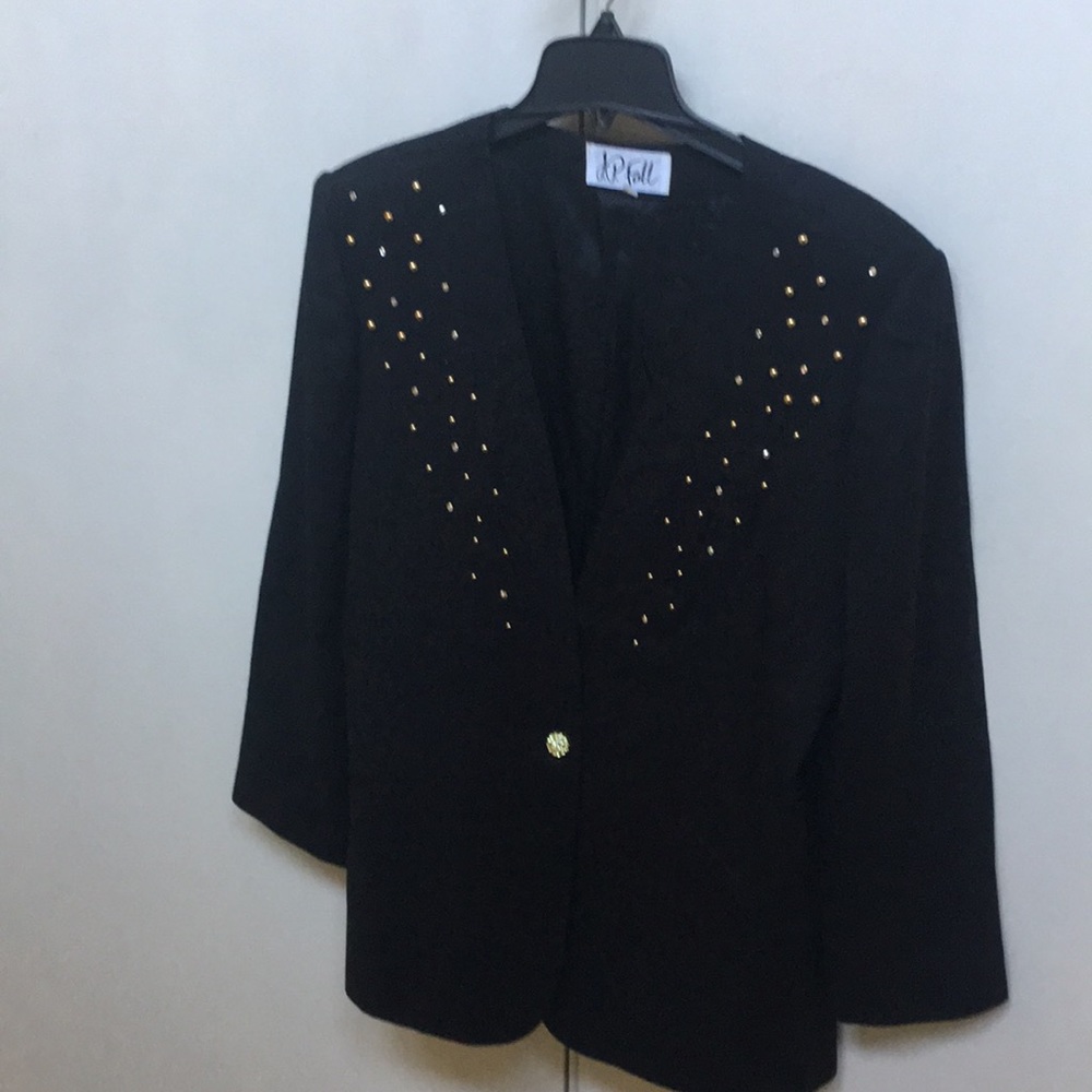 JP Fall woman’s black blazer elegant size 16